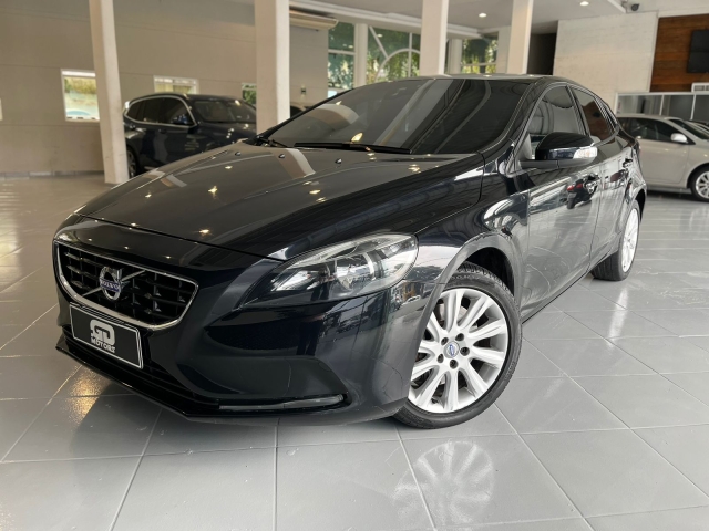 VOLVO V40 - BLINDADO